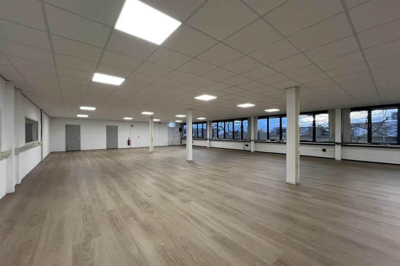 KantoorruimteaanSchillingweg 1<br/> inNieuw-Vennep KantoorruimteaanSchillingweg 1<br/> inNieuw-Vennep