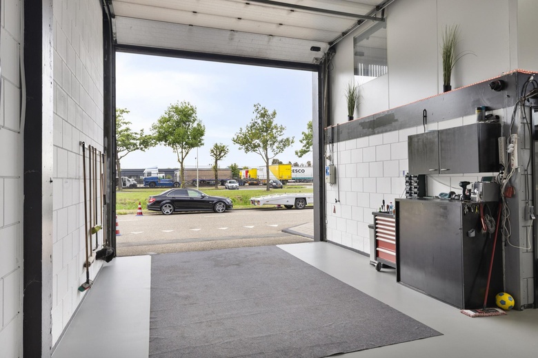 Bedrijfsruimte Roosendaal - Jan Frederik Vlekkestraat 278 - Foto 3