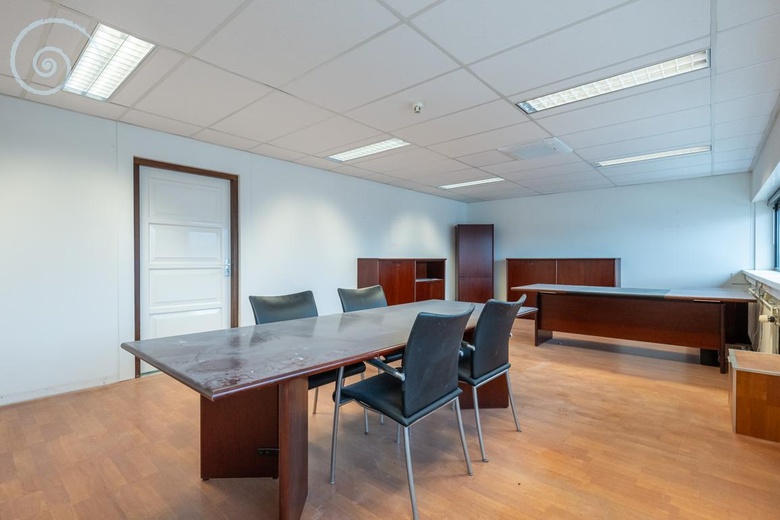 BedrijfsruimteaanWatertoren 41 d<br/> inDirksland