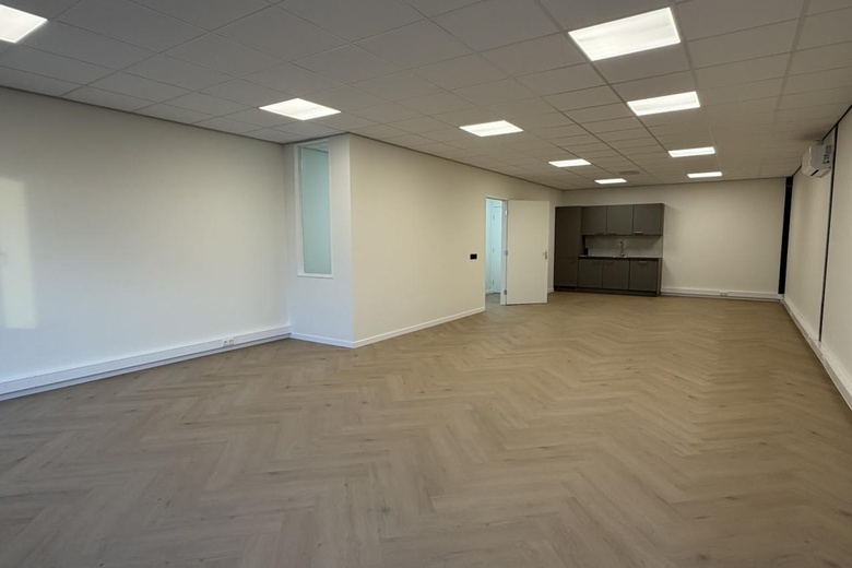 BedrijfsruimteaanGoudstraat 1<br/> inZoetermeer