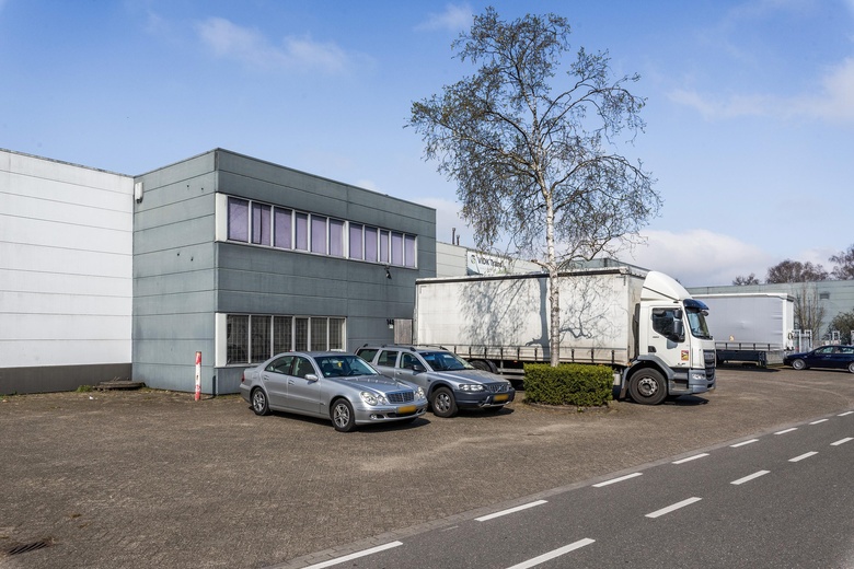 BedrijfsruimteaanKanaal Noord 143<br/> inApeldoorn