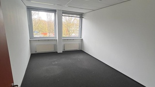 Bedrijfsruimte Dr. Hub van Doorneweg 155-167, Tilburg | Bedrijfspand.com