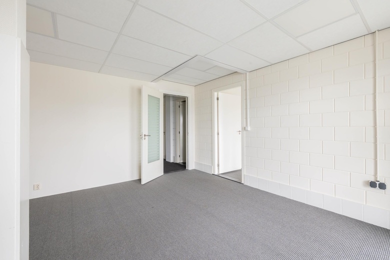KantoorruimteaanNijverheidstraat 40<br/> inCapelle KantoorruimteaanNijverheidstraat 40<br/> inCapelle