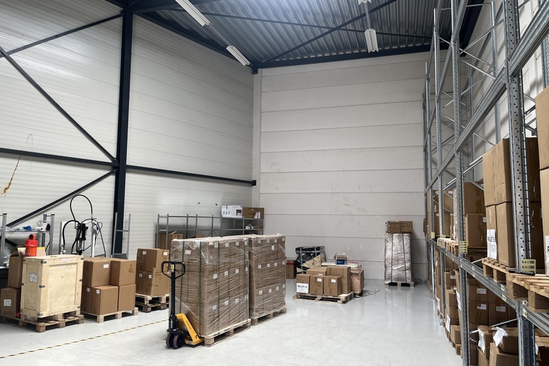 BedrijfsruimteaanProostwetering 25 G<br/> inUtrecht