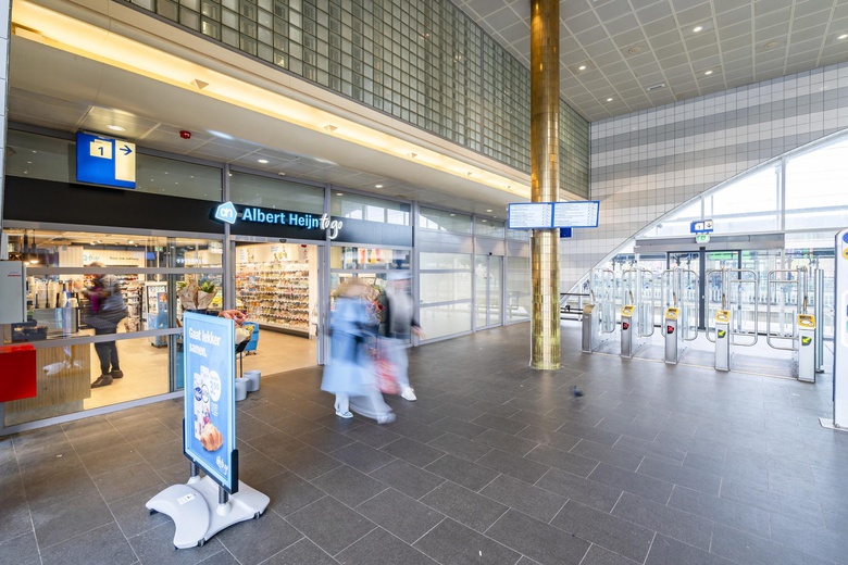 WinkelruimteaanStationsplein 6<br/> inHilversum WinkelruimteaanStationsplein 6<br/> inHilversum