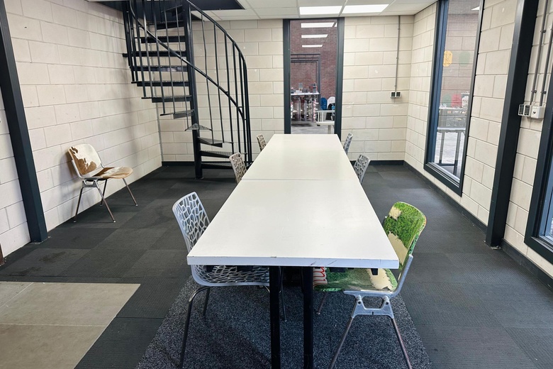 BedrijfsruimteaanLovensekanaaldijk 47 06<br/> inTilburg