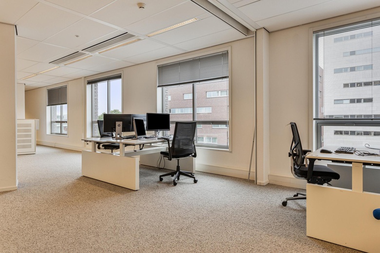KantoorruimteaanVan Asch van Wijckstraat 55 F<br/> inAmersfoort KantoorruimteaanVan Asch van Wijckstraat 55 F<br/> inAmersfoort