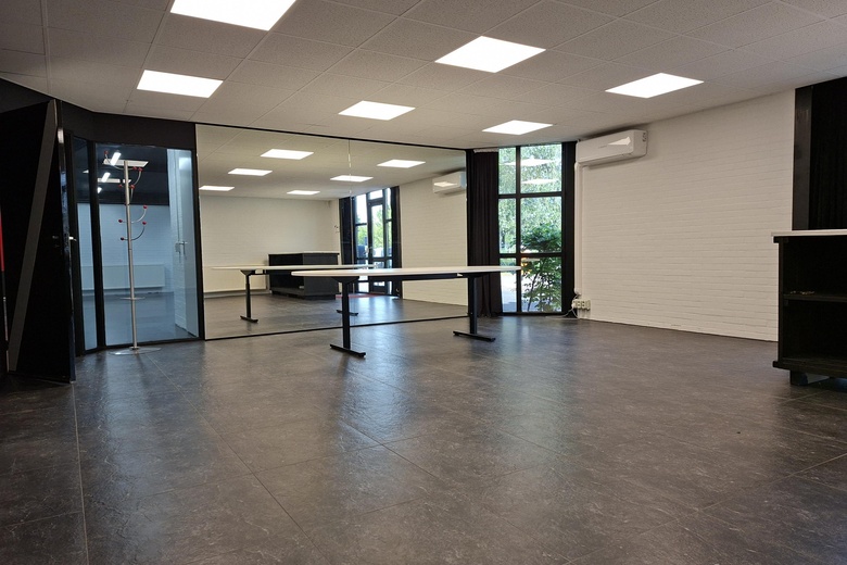 BedrijfsruimteaanKade 54<br/> inHardinxveld-Giessendam