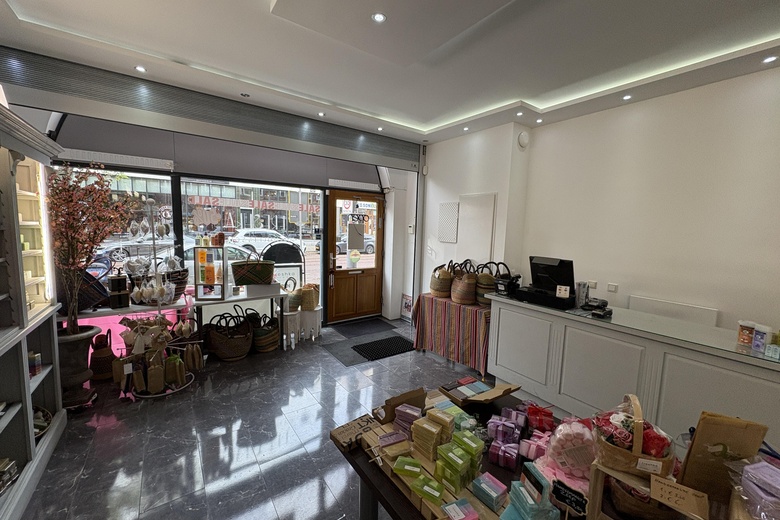 WinkelruimteaanNieuwe Binnenweg 322C<br/> inRotterdam