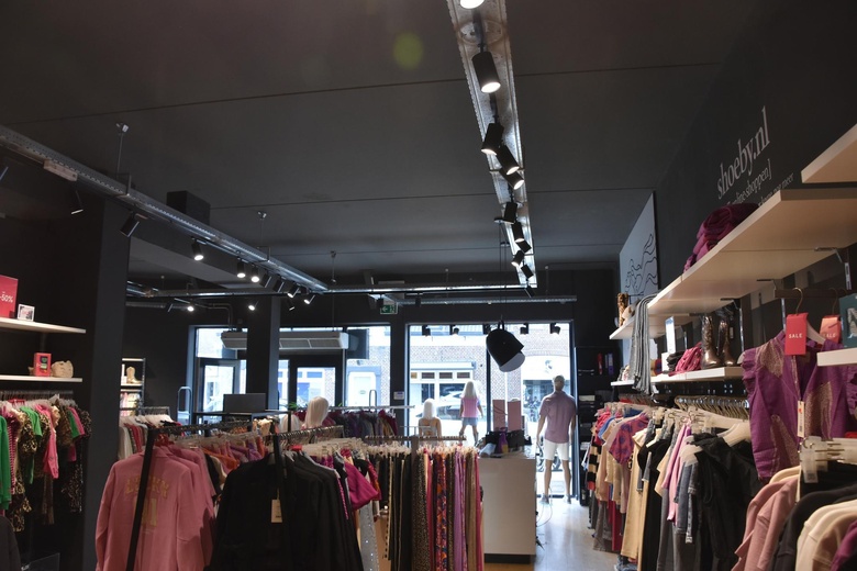 WinkelruimteaanZandstraat 80<br/> inGennep WinkelruimteaanZandstraat 80<br/> inGennep