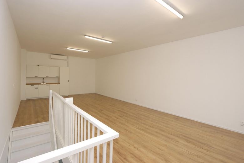 BedrijfsruimteaanKoningsbeltweg 35 T<br/> inAlmere