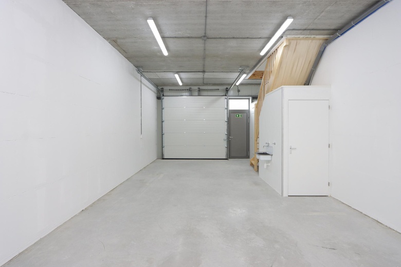 BedrijfsruimteaanKoningsbeltweg 35 S<br/> inAlmere BedrijfsruimteaanKoningsbeltweg 35 S<br/> inAlmere