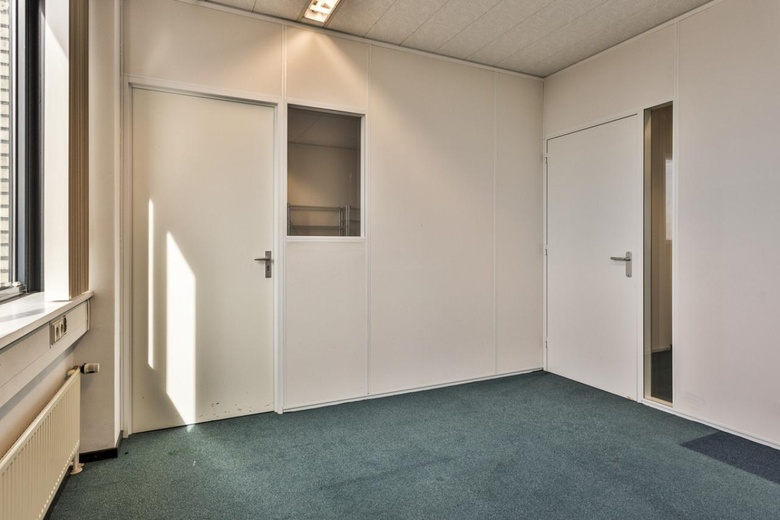 KantoorruimteaanPeter Vineloolaan 46 TRAF<br/> inBergen op Zoom KantoorruimteaanPeter Vineloolaan 46 TRAF<br/> inBergen op Zoom