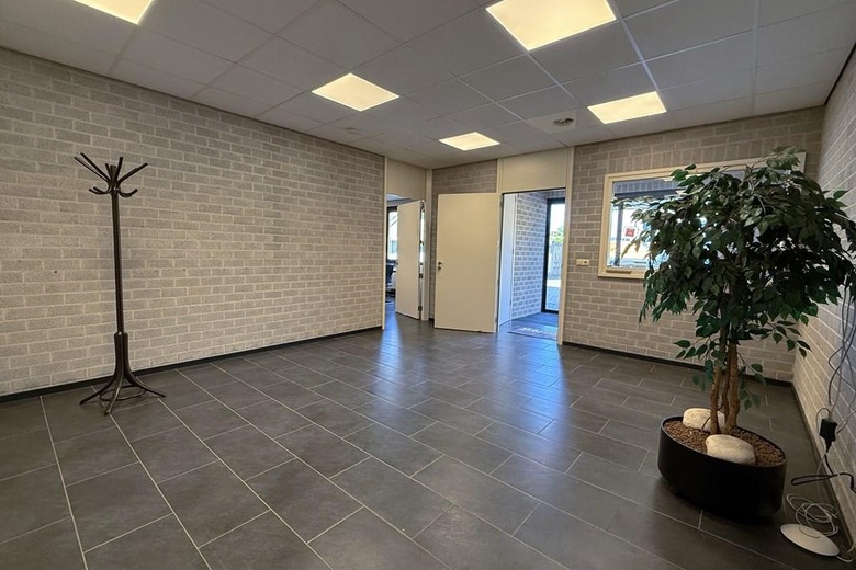 BedrijfsruimteaanFriezenweg 18 A<br/> inOss