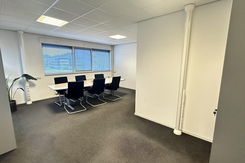 Kantoorruimteaanvan Heemstraweg-west 2<br/> inZaltbommel