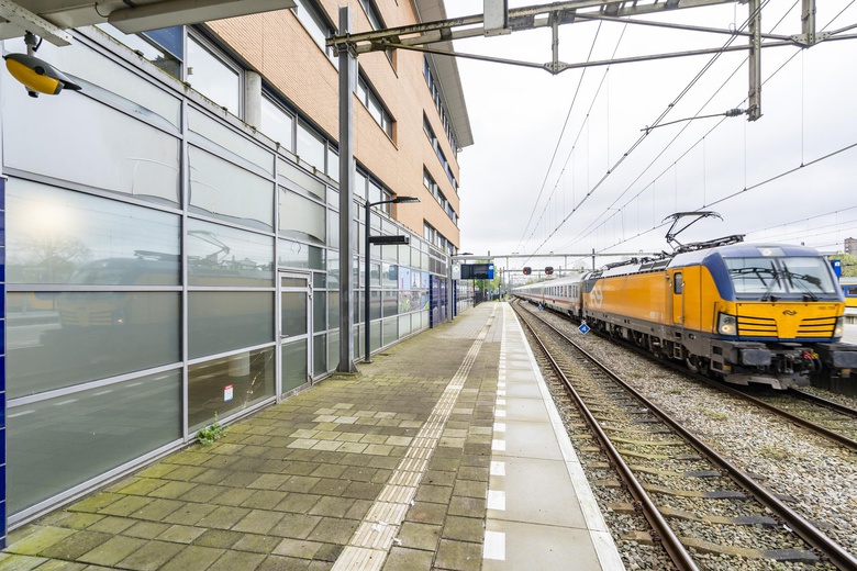 WinkelruimteaanStationsplein 6<br/> inHilversum WinkelruimteaanStationsplein 6<br/> inHilversum