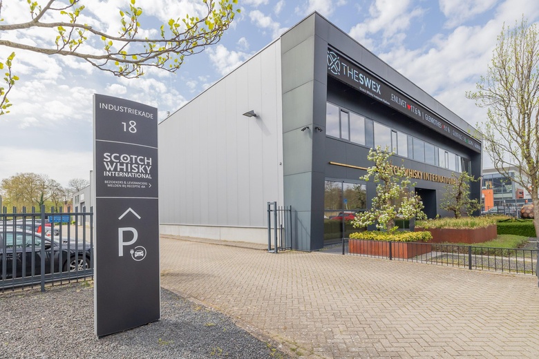 BedrijfsruimteaanIndustriekade 18 d<br/> inSassenheim