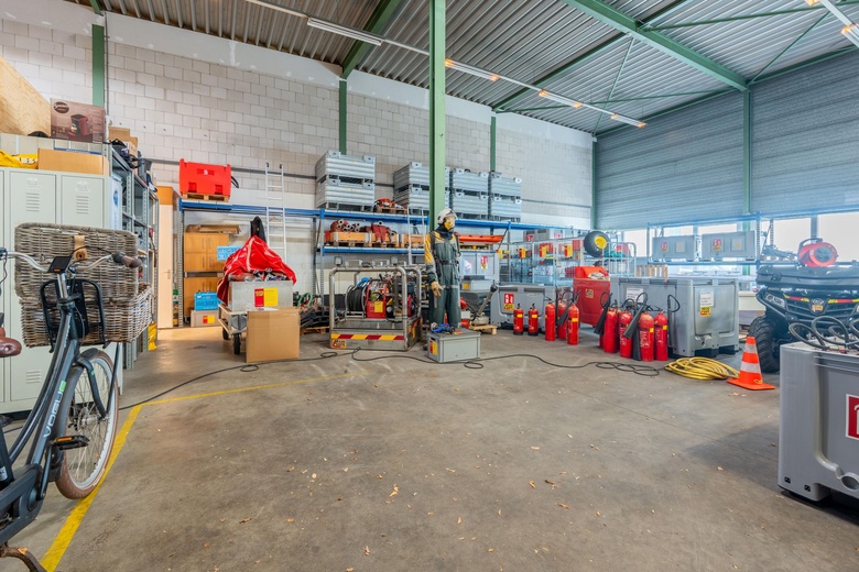 BedrijfsruimteaanWilgenkade 11<br/> inHouten