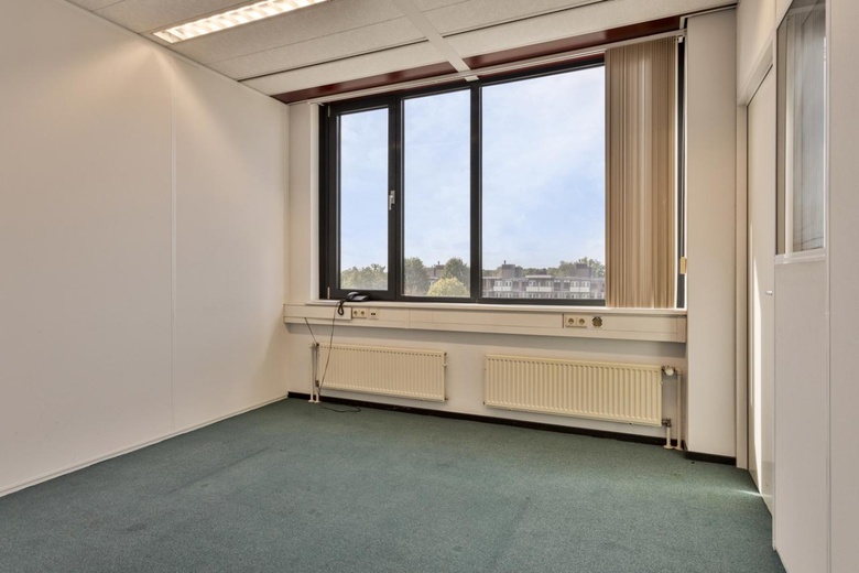 KantoorruimteaanPeter Vineloolaan 46 TRAF<br/> inBergen op Zoom KantoorruimteaanPeter Vineloolaan 46 TRAF<br/> inBergen op Zoom