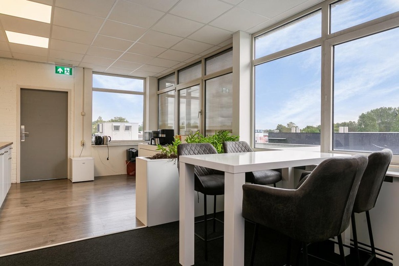 KantoorruimteaanSchinkelse Baan 1<br/> inCapelle aan den IJssel KantoorruimteaanSchinkelse Baan 1<br/> inCapelle aan den IJssel