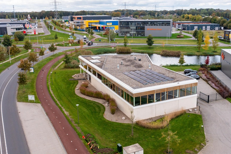 BedrijfsruimteaanRientjesoven 20<br/> inBorne BedrijfsruimteaanRientjesoven 20<br/> inBorne