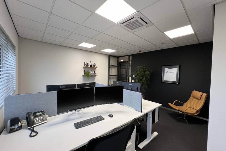 KantoorruimteaanDe Veldoven 13<br/> inHendrik-Ido-Ambacht