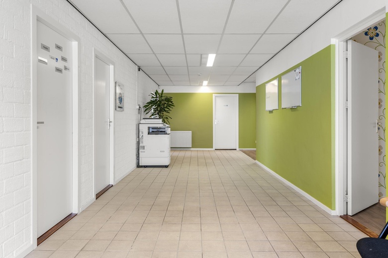 KantoorruimteaanMarconistraat 8<br/> inEde