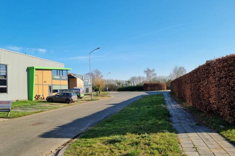 BedrijfsruimteaanZonnehorst 13 e<br/> inZutphen BedrijfsruimteaanZonnehorst 13 e<br/> inZutphen