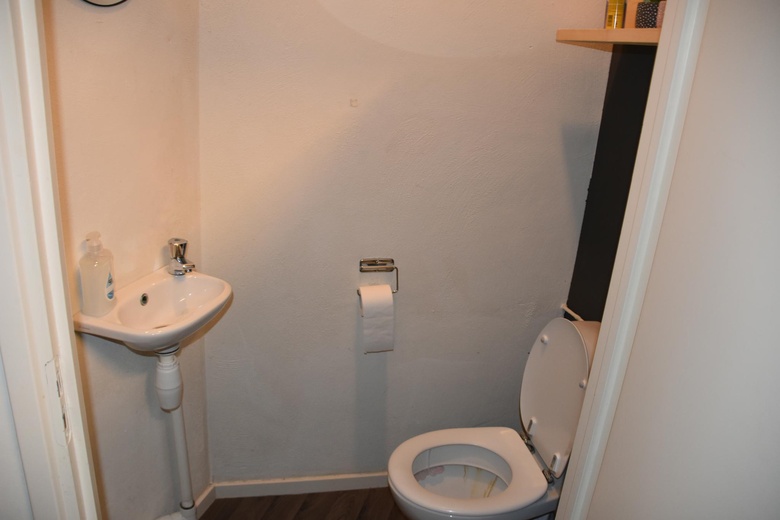 WinkelruimteaanZandstraat 80<br/> inGennep WinkelruimteaanZandstraat 80<br/> inGennep