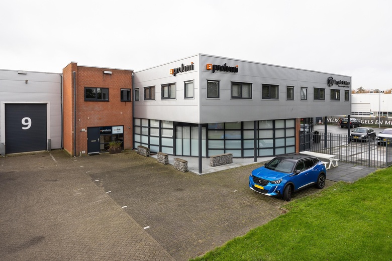 Bekijk foto 1 van Luzernestraat 9