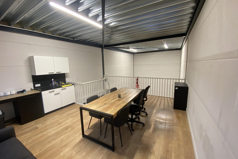 BedrijfsruimteaanGordingweg 34<br/> inAlmere BedrijfsruimteaanGordingweg 34<br/> inAlmere