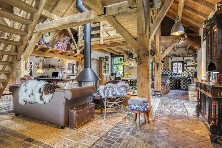 BedrijfsruimteaanZelderseweg 23<br/> inZwartebroek