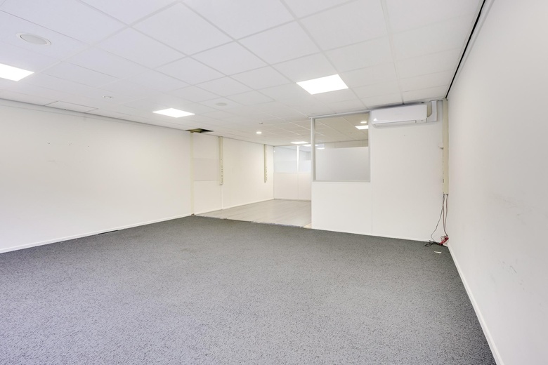 BedrijfsruimteaanDe Liesbosch 8 E<br/> inNieuwegein