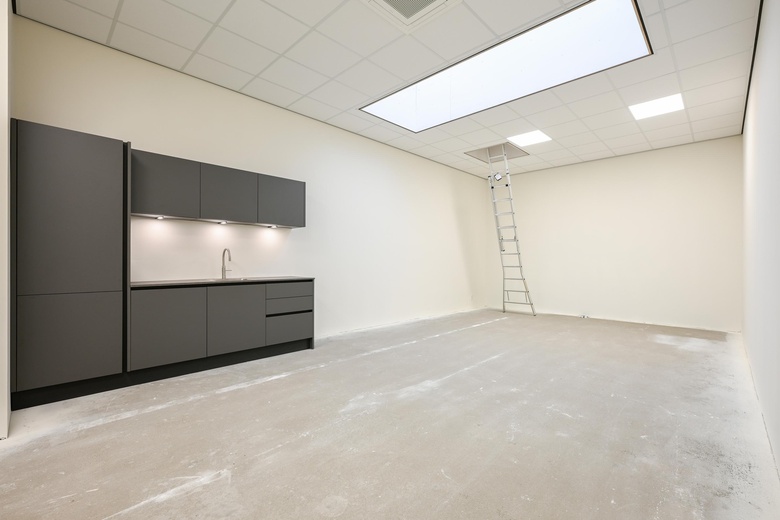 BedrijfsruimteaanHavenstraat 80 g<br/> inHuizen