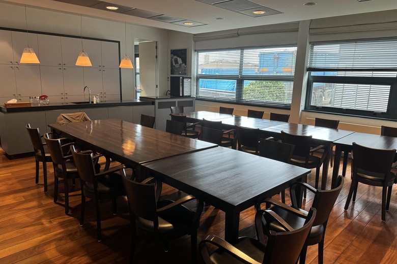 KantoorruimteaanGroot Mijdrechtstraat 11<br/> inMijdrecht KantoorruimteaanGroot Mijdrechtstraat 11<br/> inMijdrecht