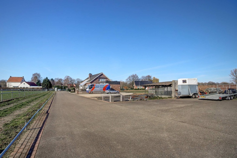 BedrijfsruimteaanRijksweg 2<br/> inBaexem