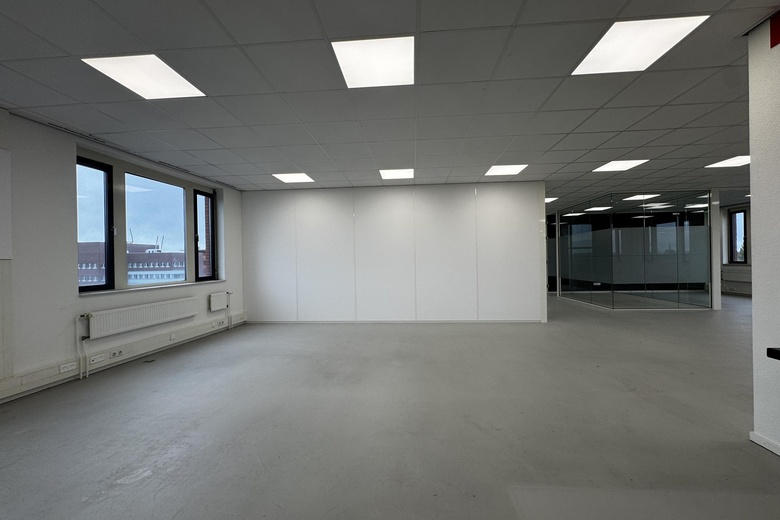 KantoorruimteaanHanzeplein 11 - 27 (unit 5.03) 0 ong<br/> inZwolle