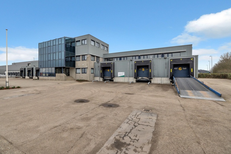 BedrijfsruimteaanPanovenweg 10<br/> inTiel