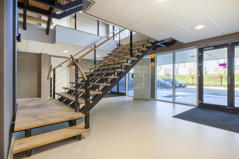 KantoorruimteaanReeuwijkse Poort 100 - 300<br/> inReeuwijk KantoorruimteaanReeuwijkse Poort 100 - 300<br/> inReeuwijk