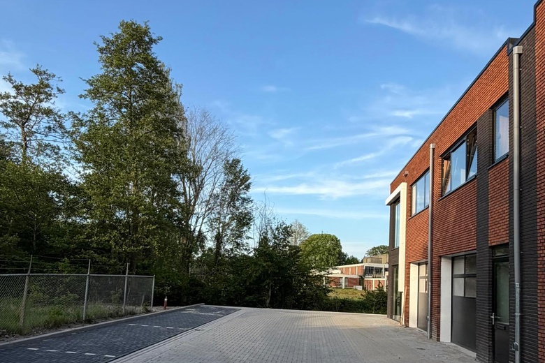 BedrijfsruimteaanJagtlustweg 3 5<br/> inHeerenveen