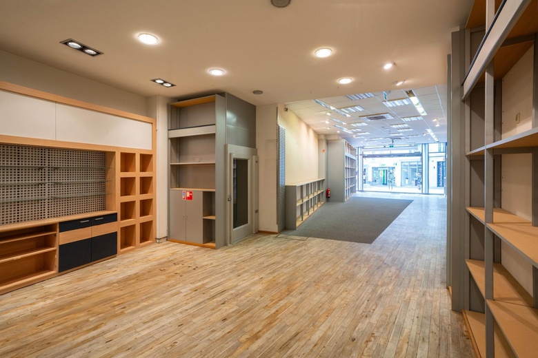 WinkelruimteaanLimbrichterstraat 23<br/> inSittard WinkelruimteaanLimbrichterstraat 23<br/> inSittard