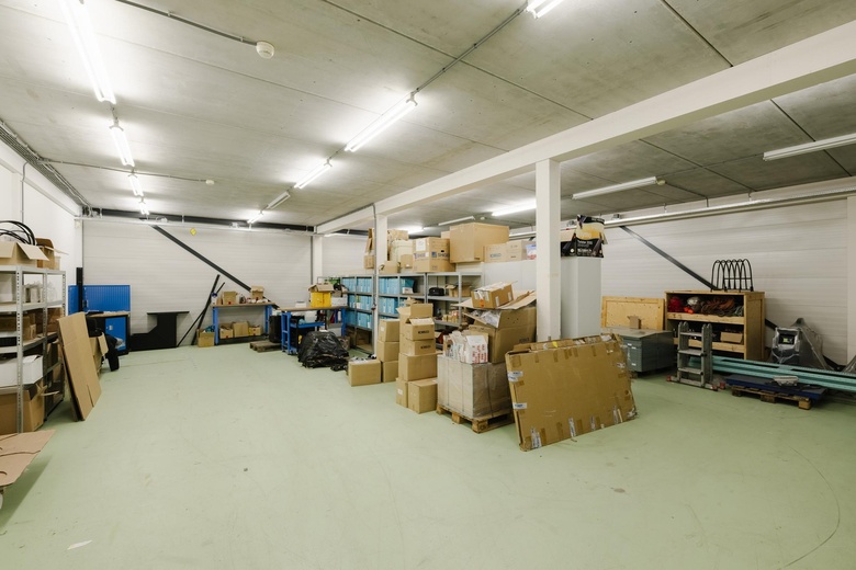 BedrijfsruimteaanVeluwezoom 15<br/> inAlmere BedrijfsruimteaanVeluwezoom 15<br/> inAlmere
