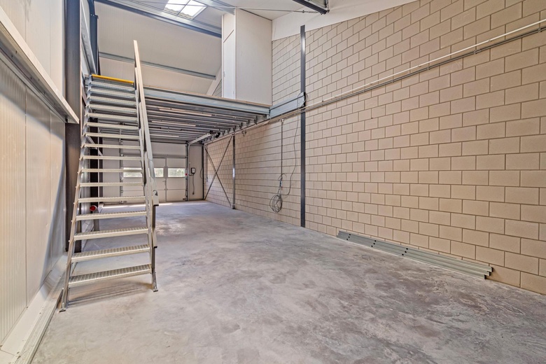 BedrijfsruimteaanDe Haal 117<br/> inOostzaan