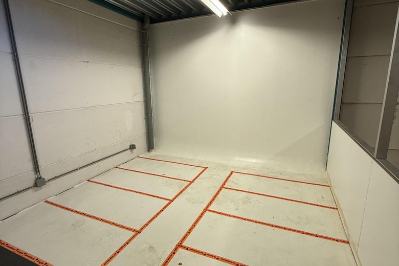 BedrijfsruimteaanSatellietbaan 13 E<br/> inHillegom