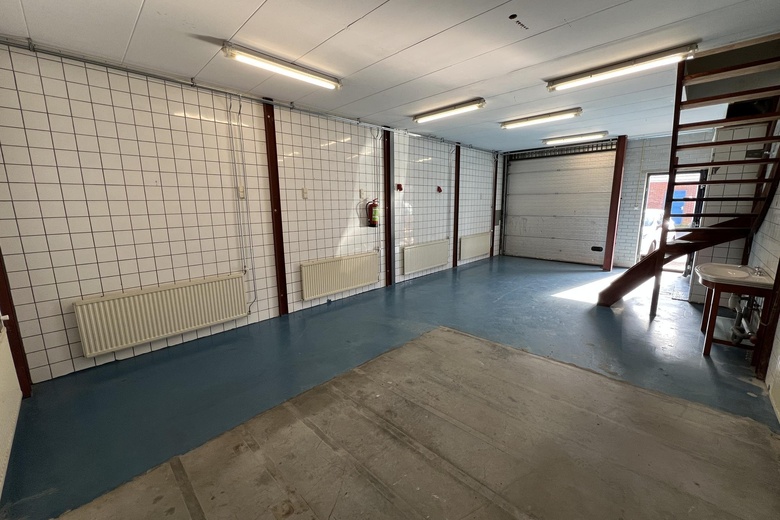 BedrijfsruimteaanPenningweg 16<br/> inZaandam BedrijfsruimteaanPenningweg 16<br/> inZaandam