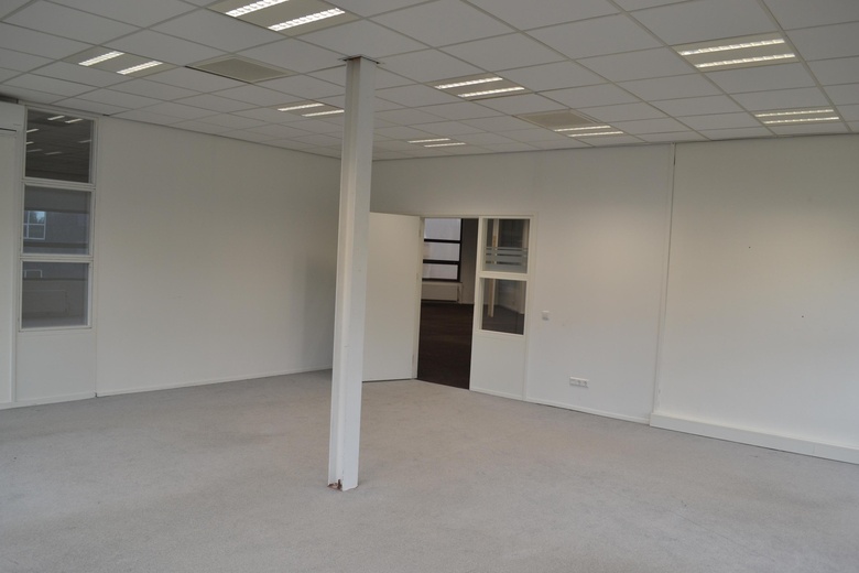 BedrijfsruimteaanTelevisieweg 4<br/> inAlmere BedrijfsruimteaanTelevisieweg 4<br/> inAlmere