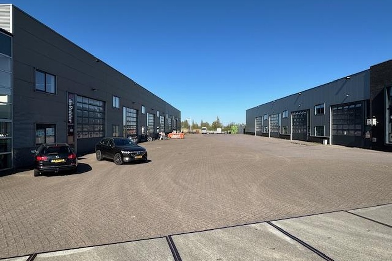 BedrijfsruimteaanMiddelblok 138<br/> inGouderak