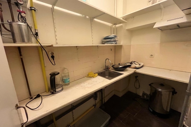WinkelruimteaanLimbrichterstraat 5<br/> inSittard WinkelruimteaanLimbrichterstraat 5<br/> inSittard
