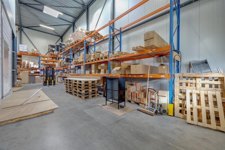 BedrijfsruimteaanPalmpolstraat 31<br/> inAlmere