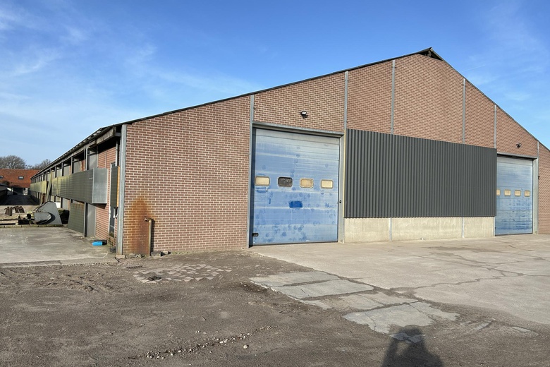 BedrijfsruimteaanAntoniusstraat 45<br/> inHeusden BedrijfsruimteaanAntoniusstraat 45<br/> inHeusden